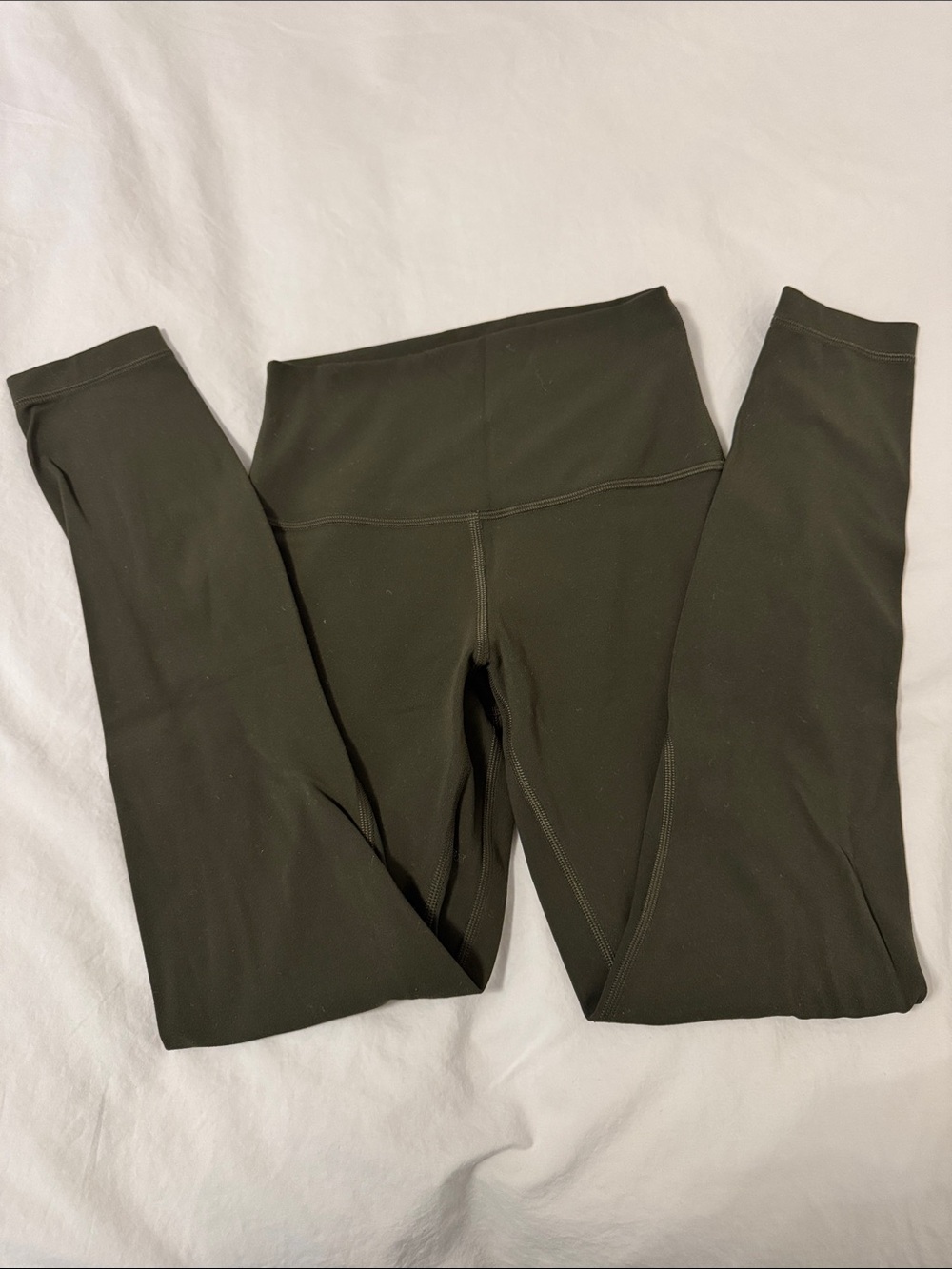 lululemon align pant 25” size:2 dark olive